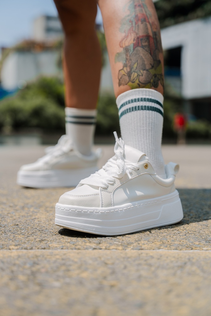 Leonika Elevate White