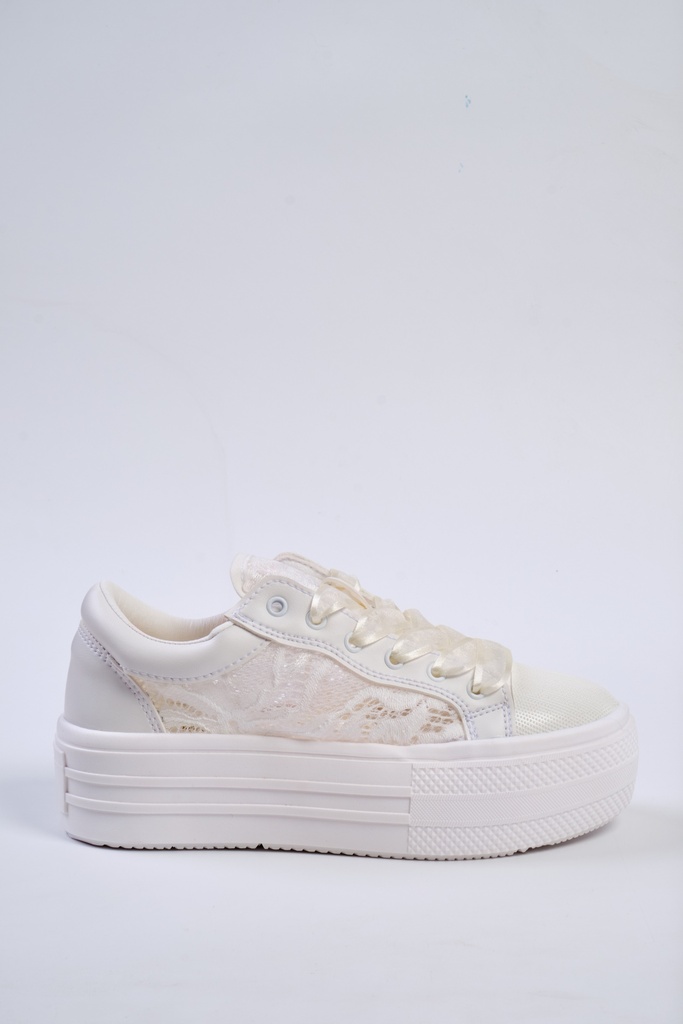 Leonika Bloom Lace